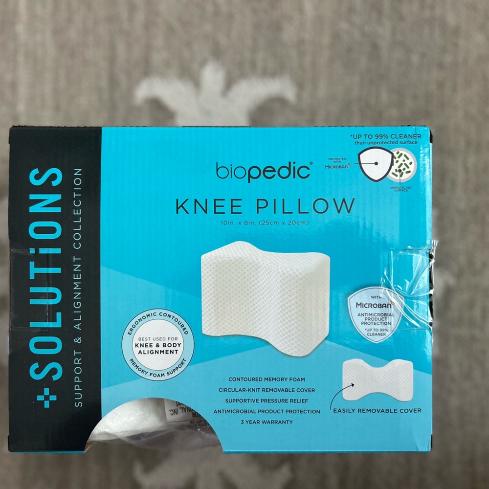 BioPedic White Knee Pillow - Picture 3 of 3
